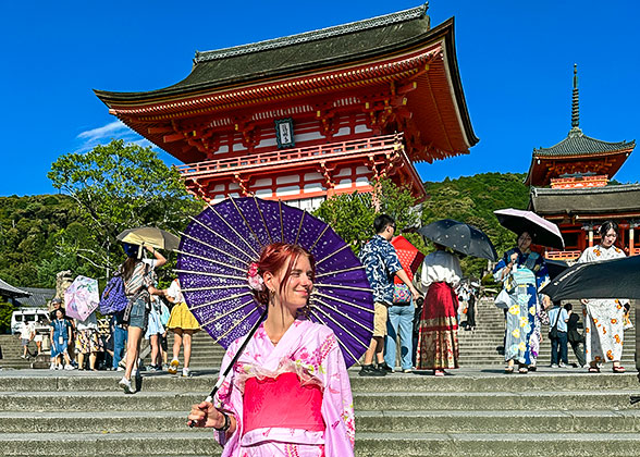 Pure Water Temple (Kiyomizu-dera)