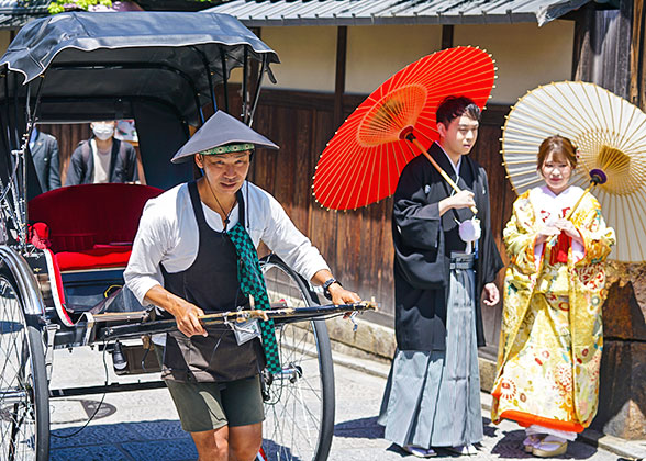 Rickshaw Experience around Senso-ji Temple