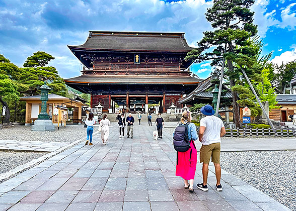 Zenko-ji Temple